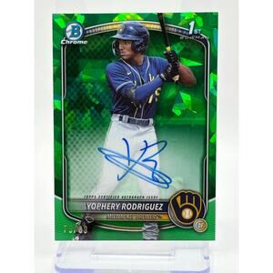 2025 Bowman Chrome Sapphire Yophery Rodriguez 1st Green Refractor Auto 73/99 SP